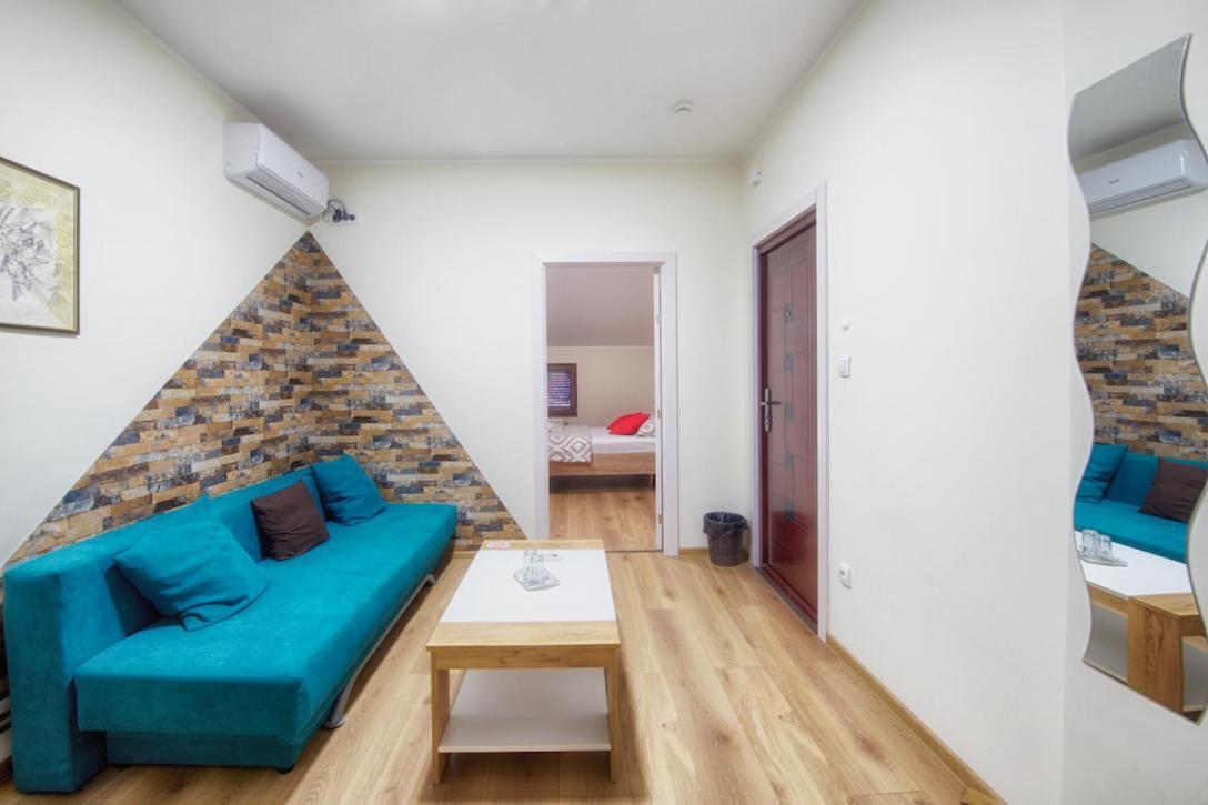 Vila Chess Belgrad Exteriör bild