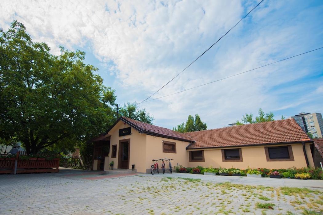 Vila Chess Belgrad Exteriör bild
